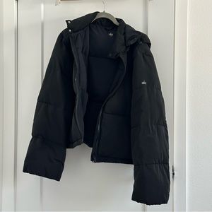 🆕 Alo Yoga Puffer Jacket
